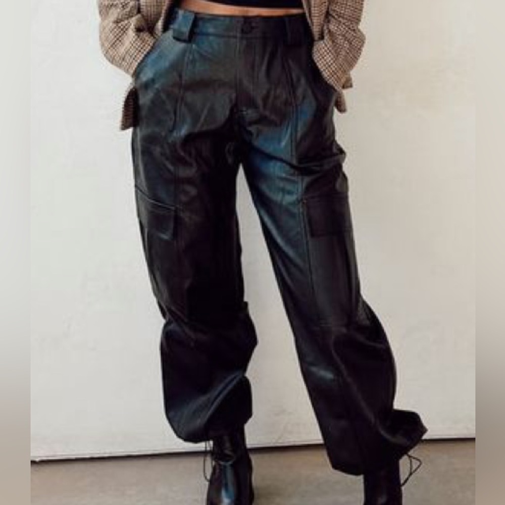 leather cargo pants. BRAND NEW NEVER BEEN WORN. Size M